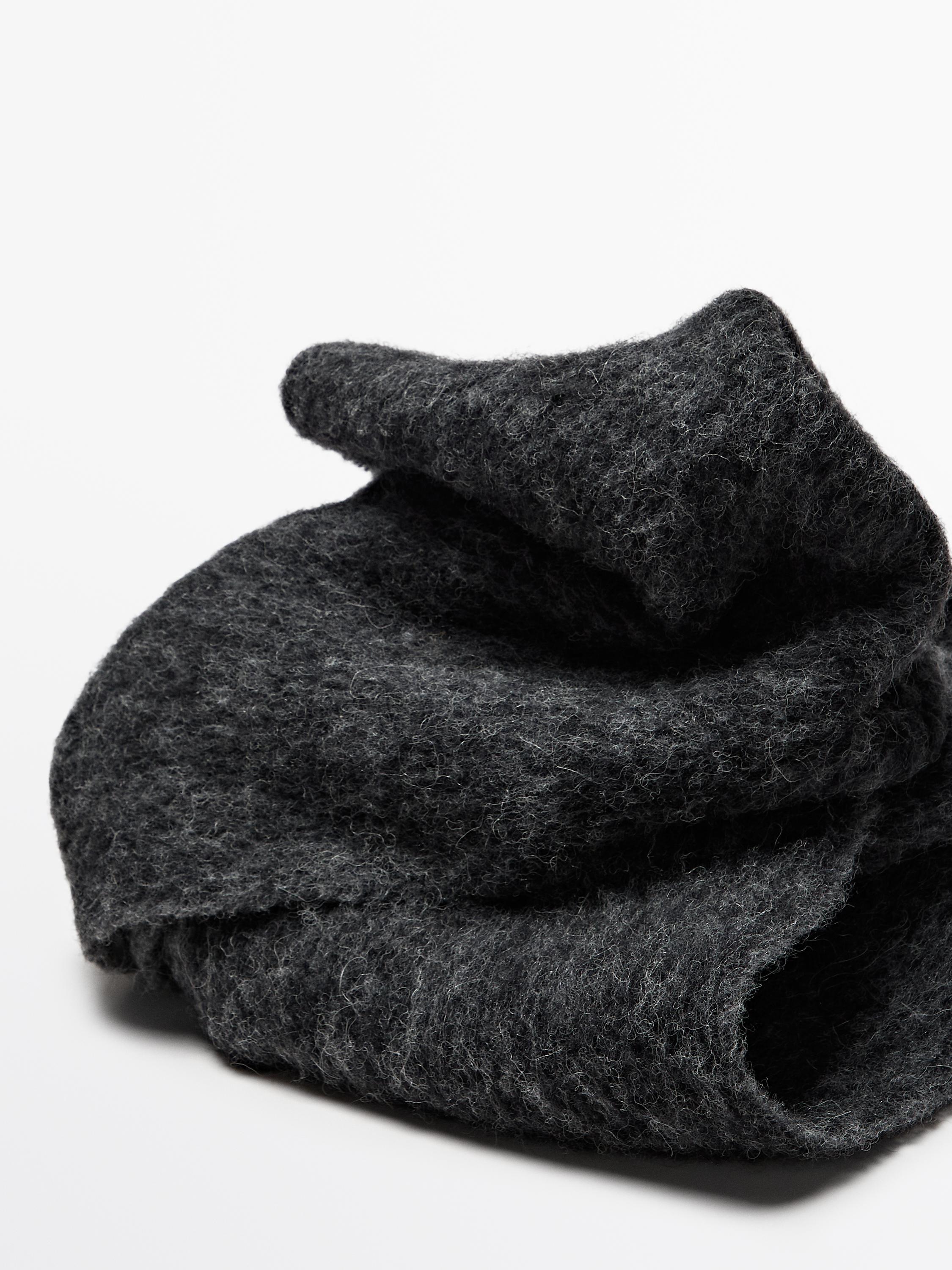 Alpaca blend knit scarf with fringing